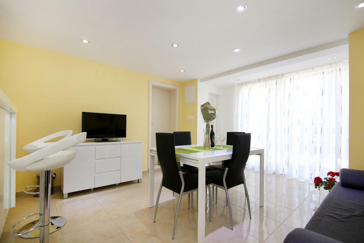 Willa Luxury House With Pool Trogir Zewnętrze zdjęcie