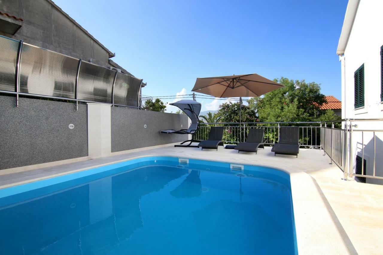 Willa Luxury House With Pool Trogir Zewnętrze zdjęcie